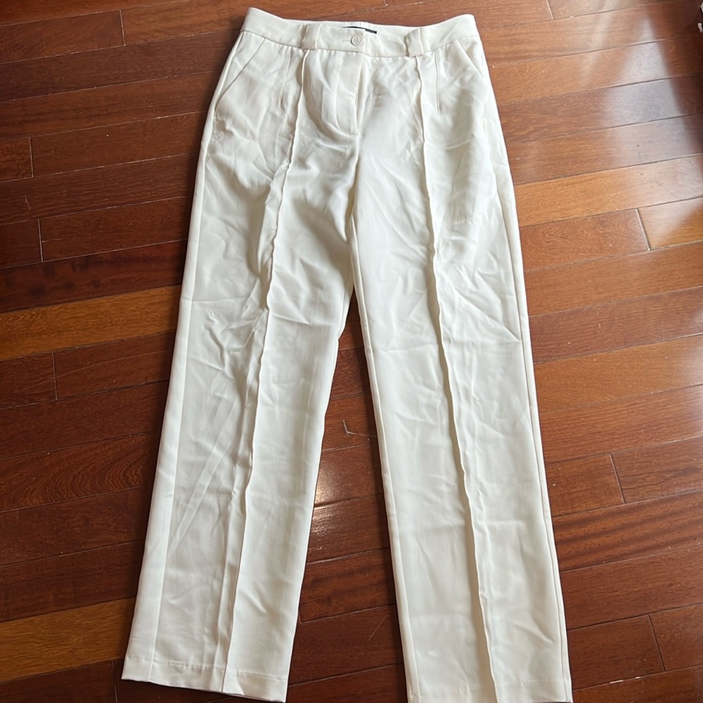 NWT dynamite cream trousers.